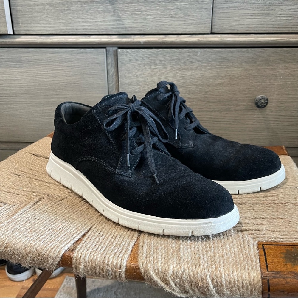 Vince Black Suade Low Top “Stephen” Sz 11.5 Loafers Gently Worn